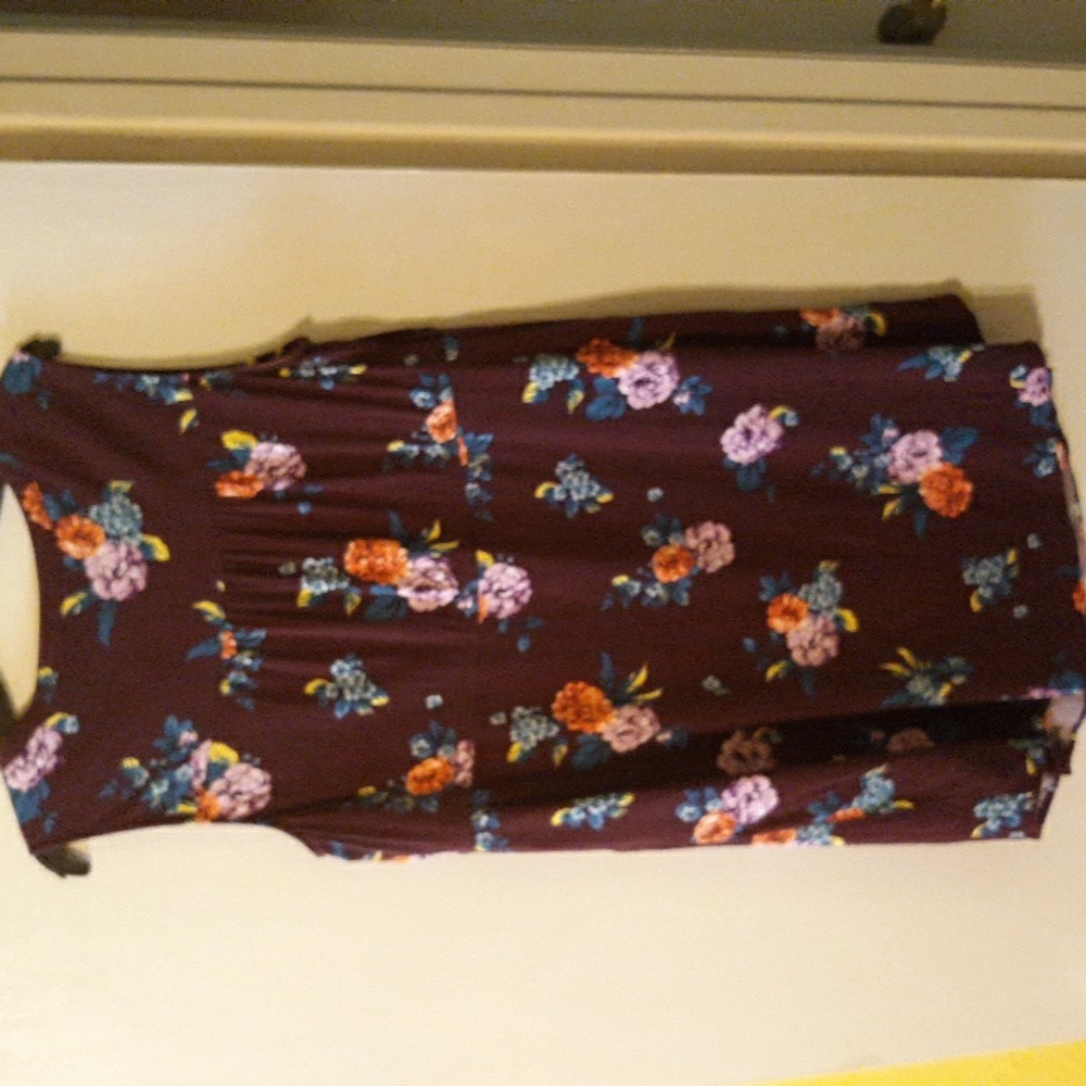 Torrid Burgundy Floral Dress - Picture 2 of 8